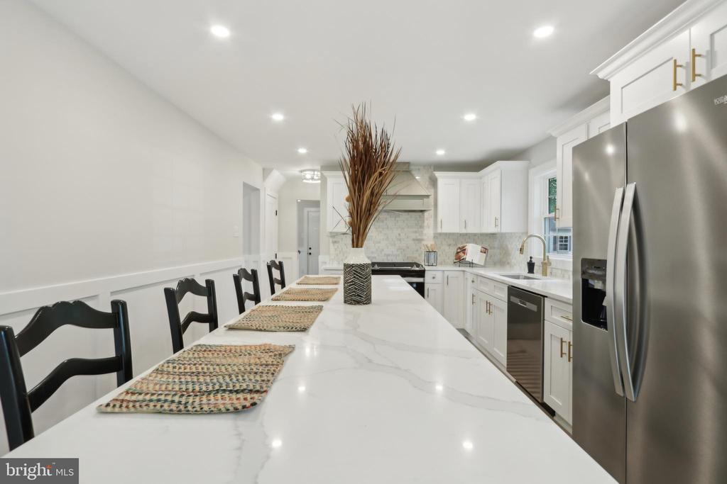43 Knox Blvd