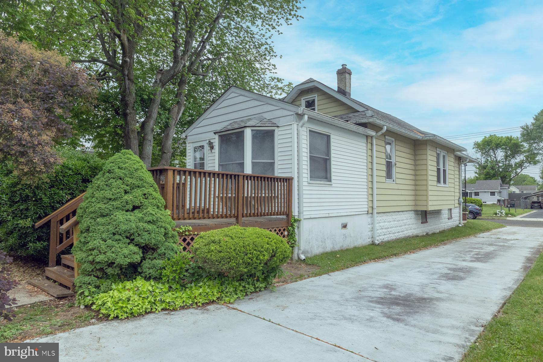 50 W GRADWELL AVENUE