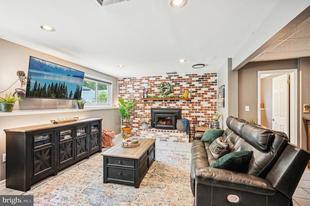 75 Carlton Ave