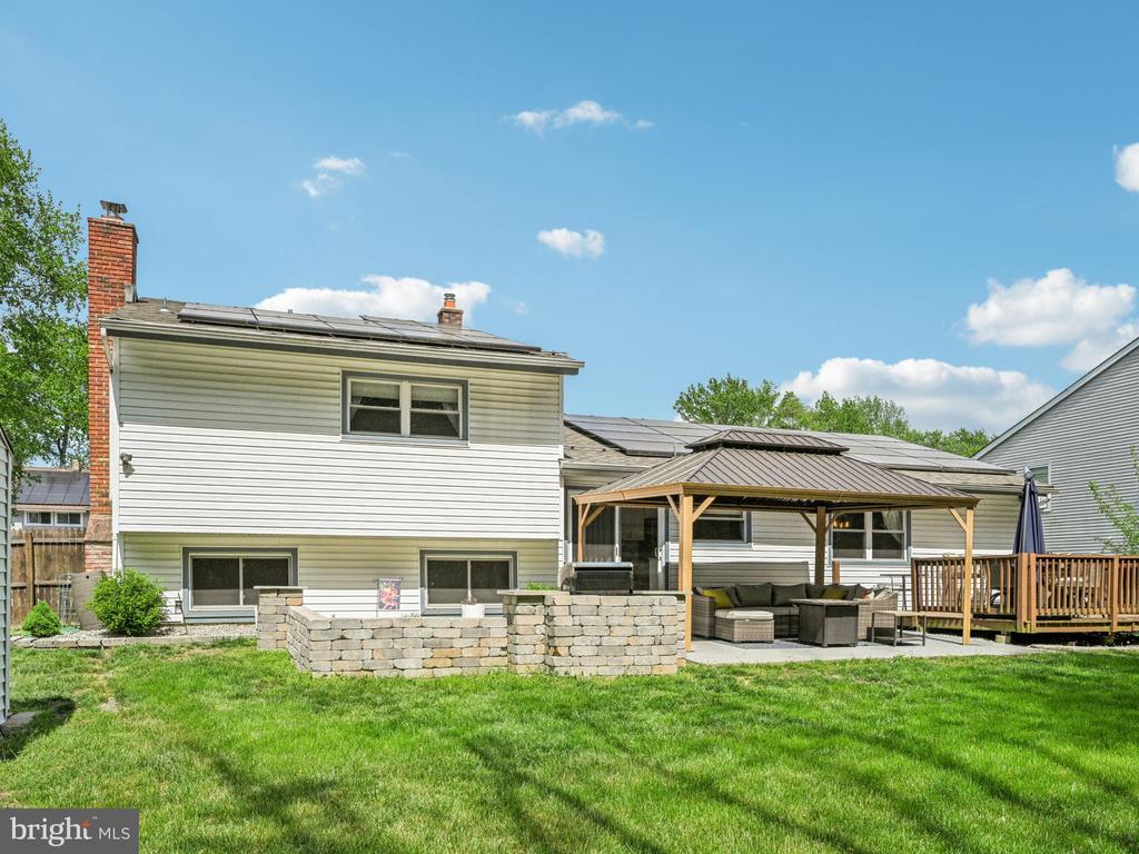 75 Carlton Ave