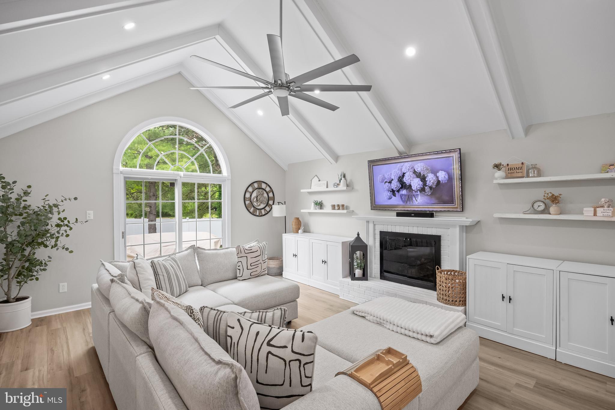 3 Durness Ct