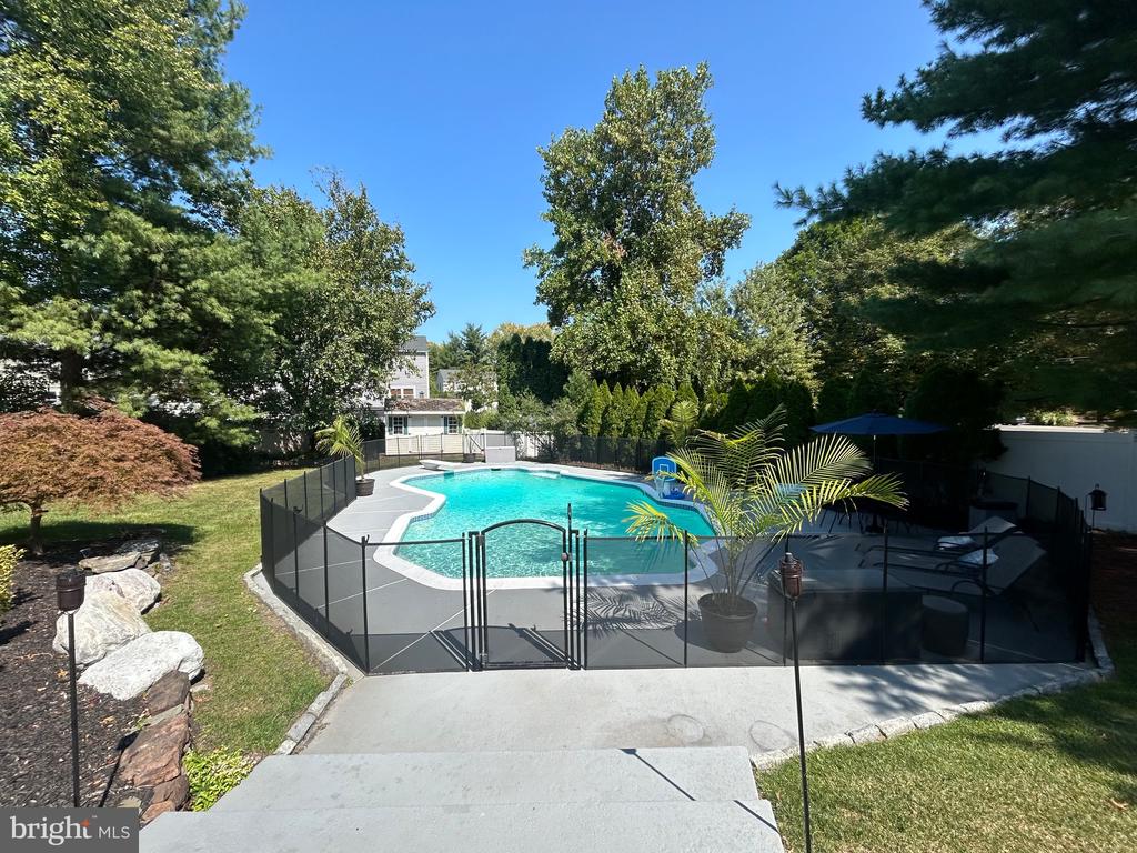 3 Durness Ct