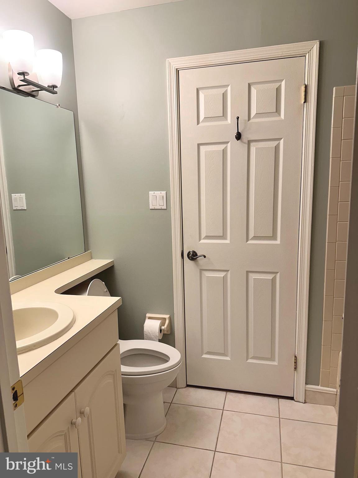 1341 THORNWOOD DRIVE