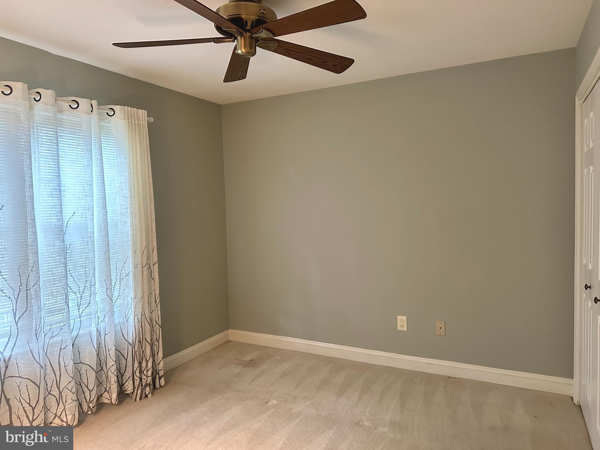 1341 THORNWOOD DRIVE