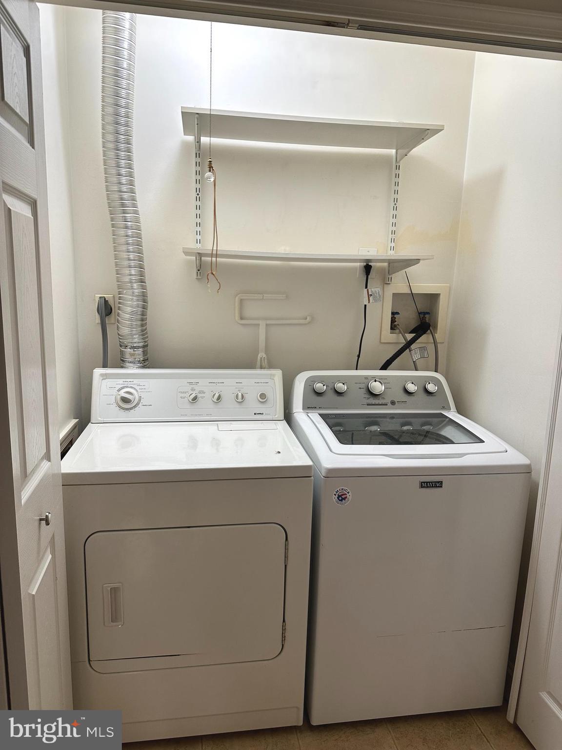 1341 THORNWOOD DRIVE