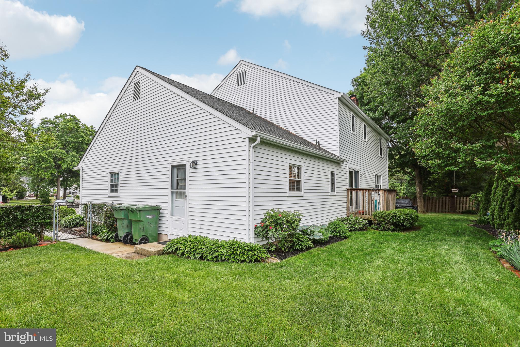 48 Yale Rd