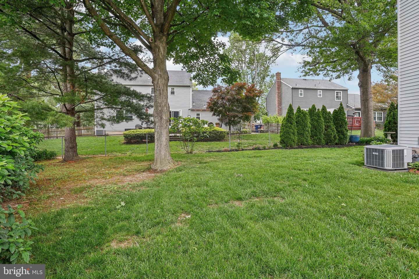 48 Yale Rd