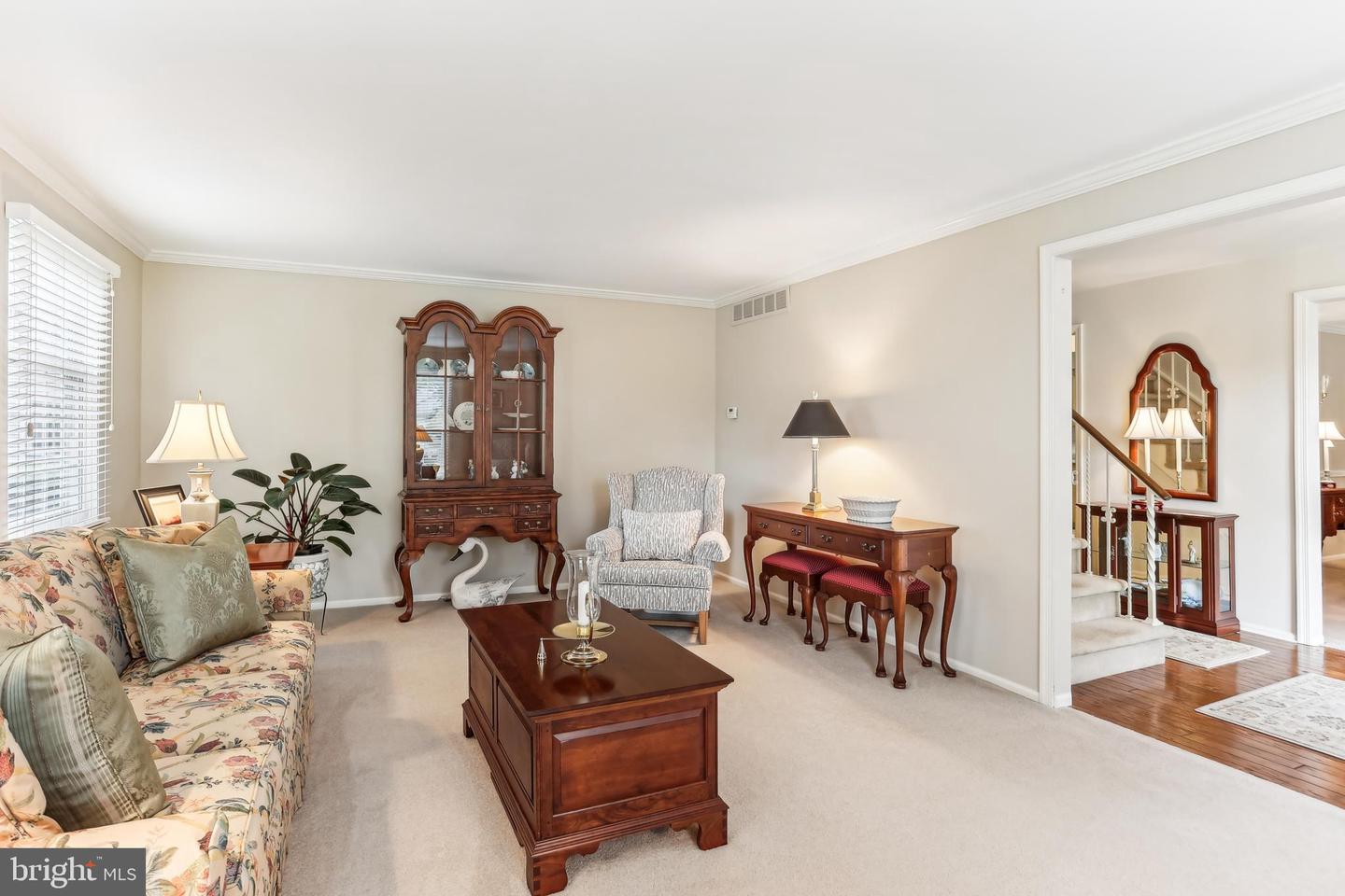 48 Yale Rd