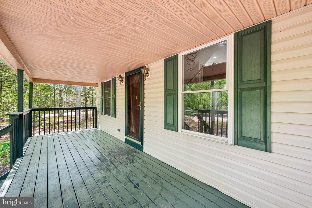47 LAKEVIEW DRIVE