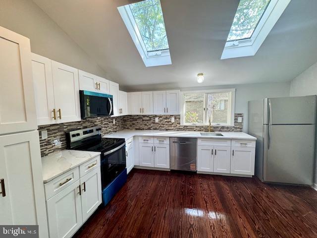 47 LAKEVIEW DRIVE