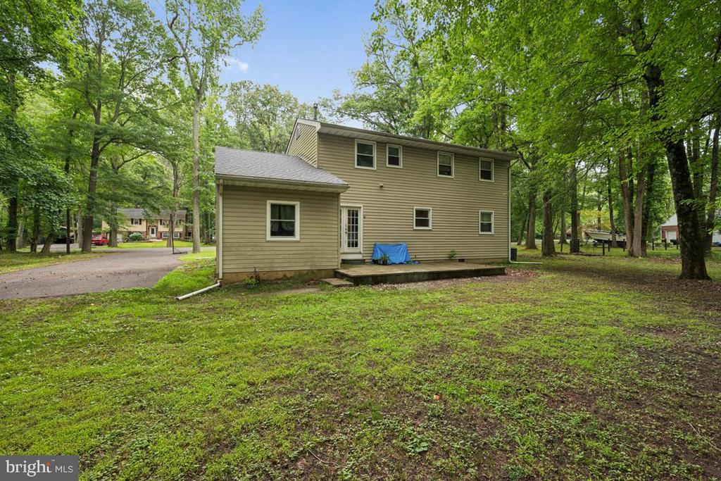 16 DAKOTA TRAIL