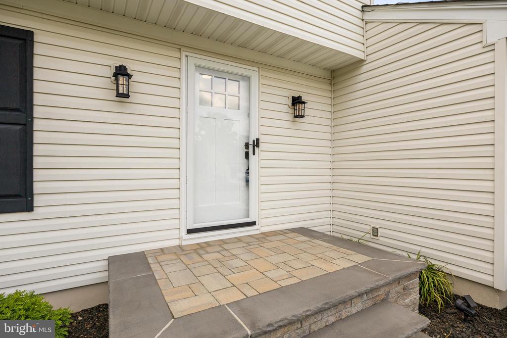 52 Yale Rd