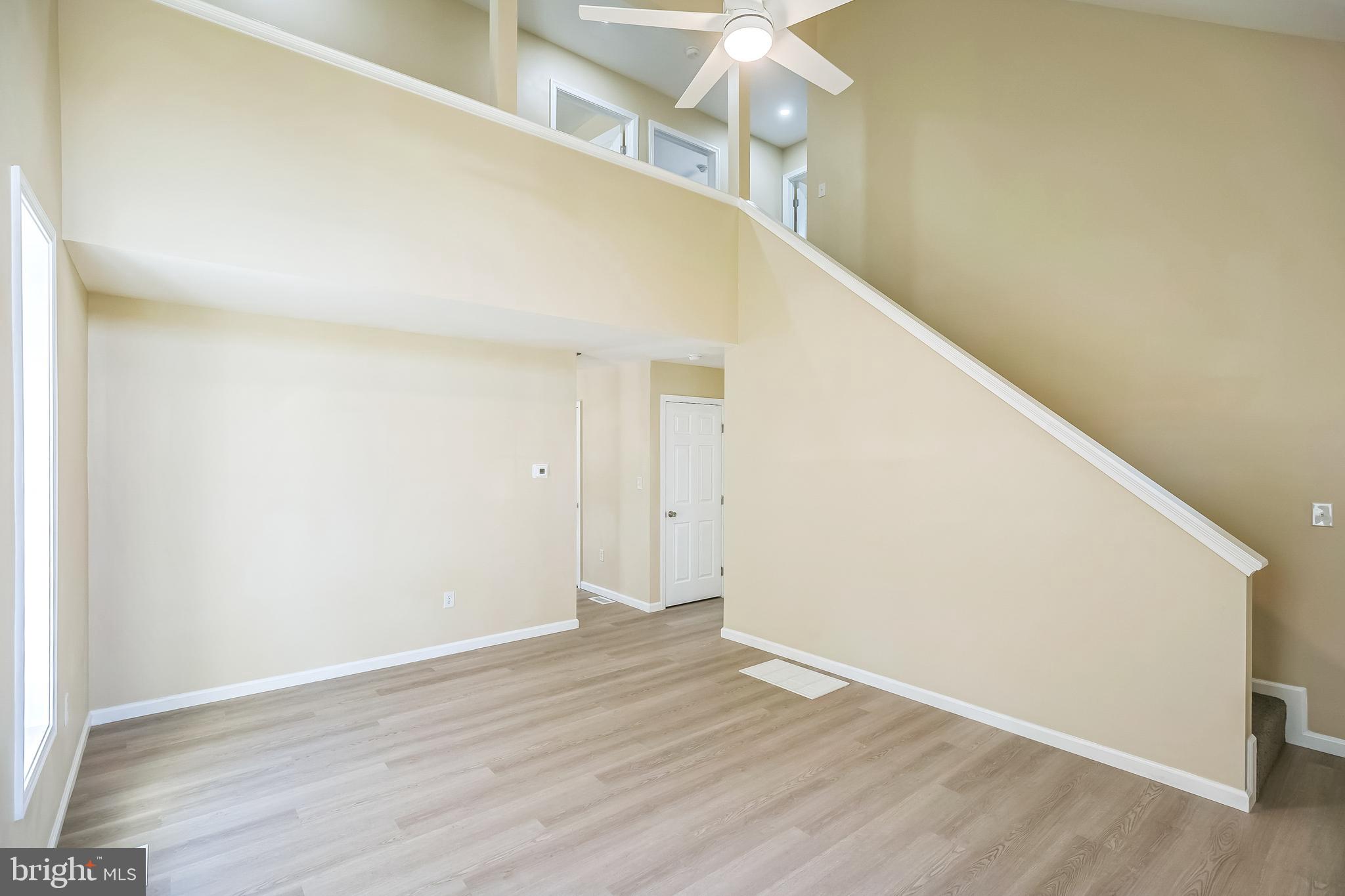 208 HOOKER STREET 1/2