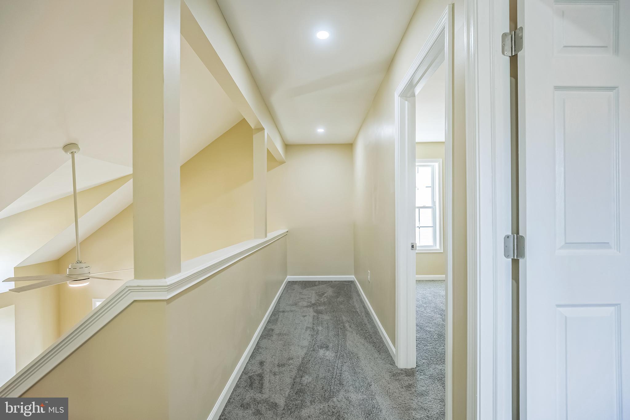 208 HOOKER STREET 1/2