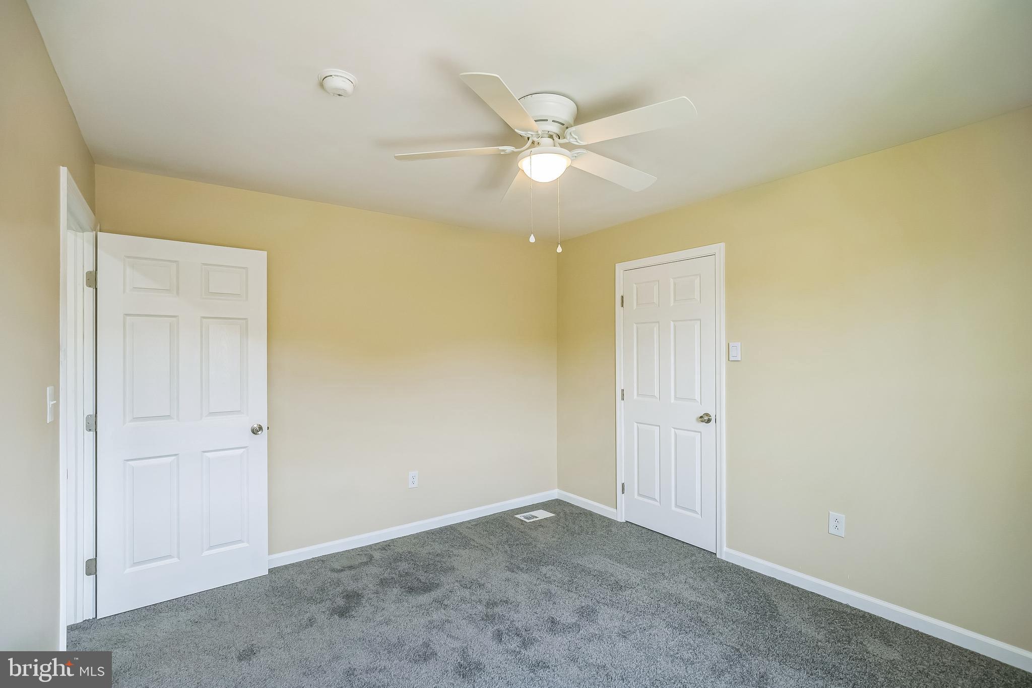 208 HOOKER STREET 1/2