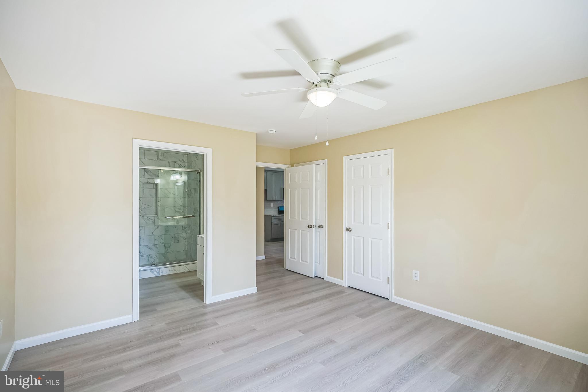 208 HOOKER STREET 1/2