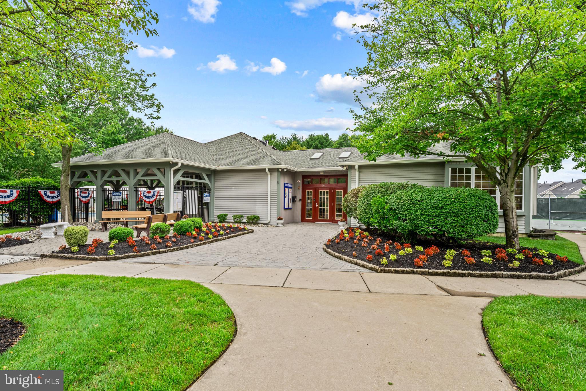 4903 ADELAIDE DRIVE A