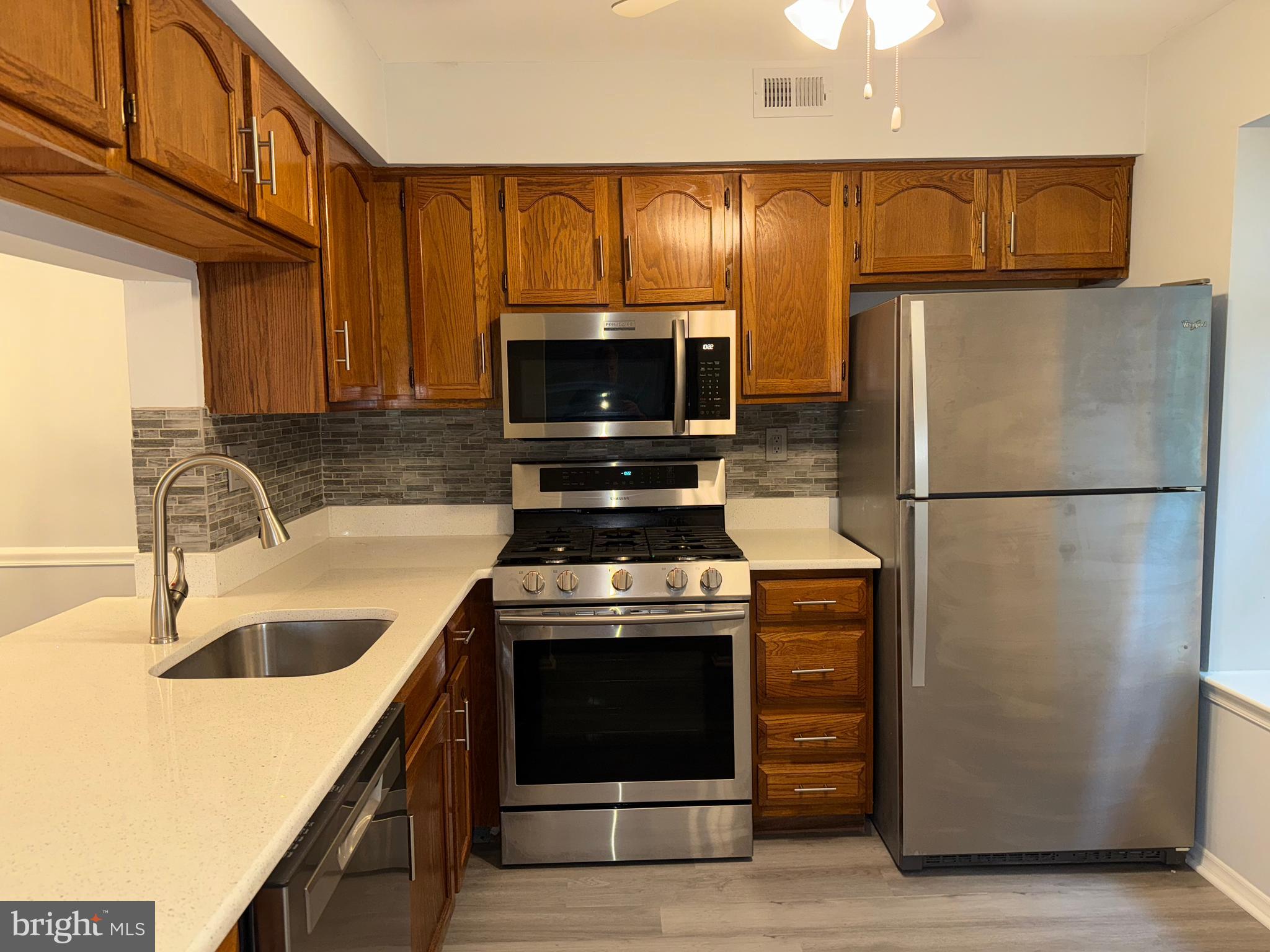 4903 ADELAIDE DRIVE A