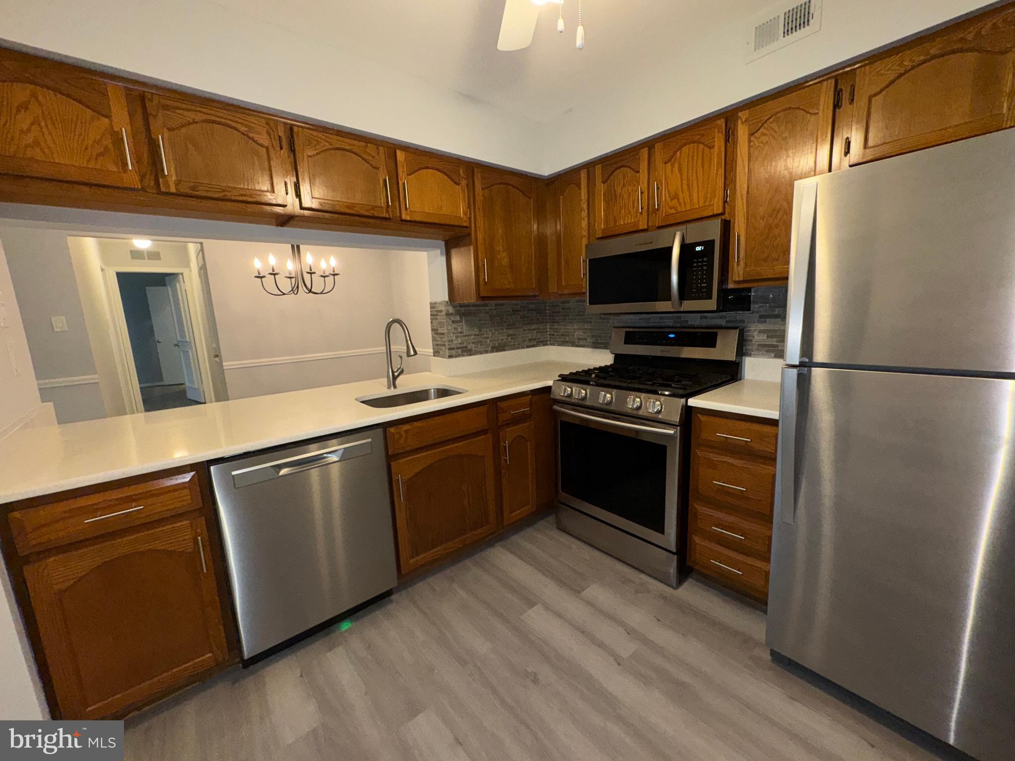 4903 ADELAIDE DRIVE A