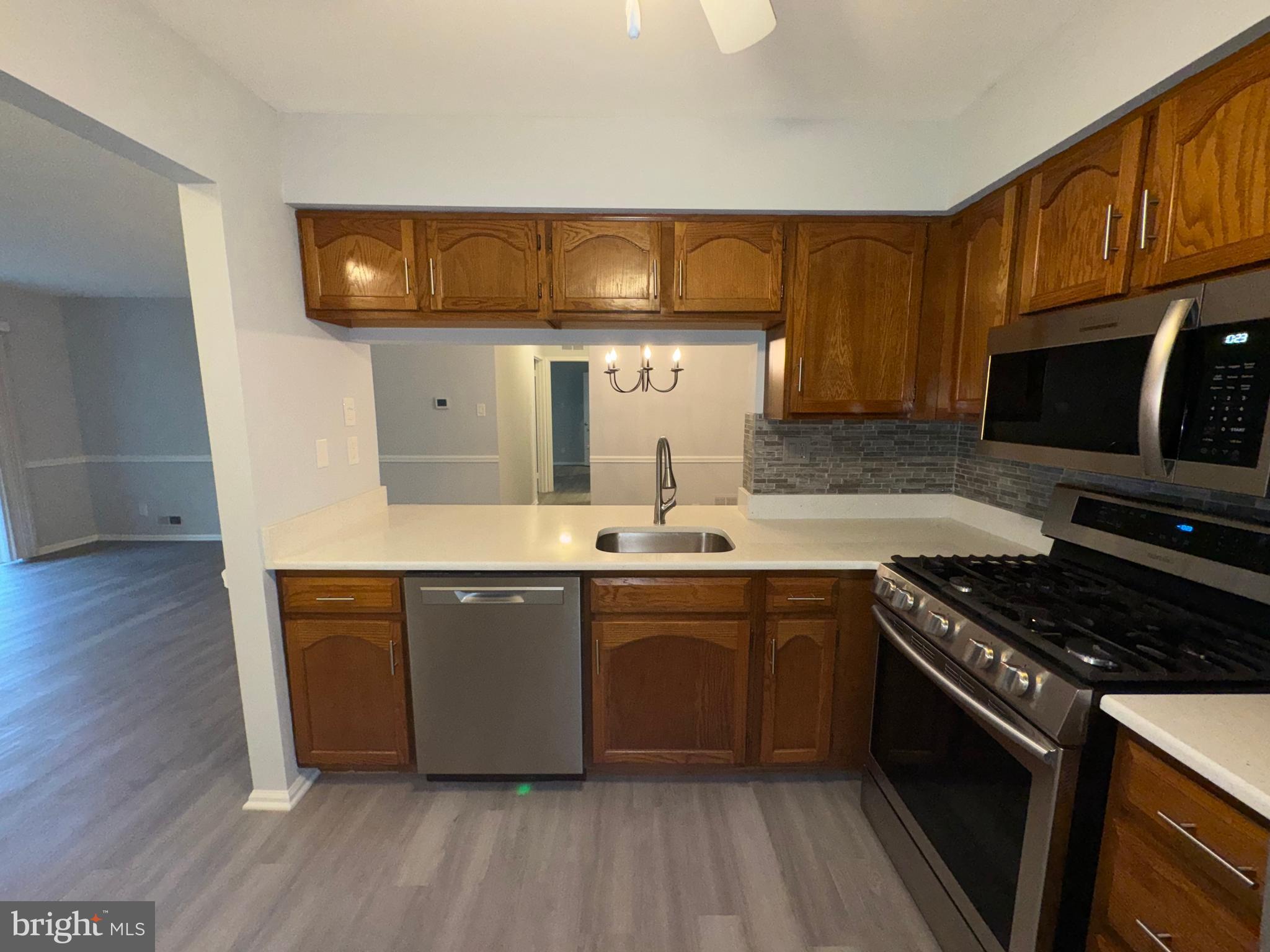 4903 ADELAIDE DRIVE A