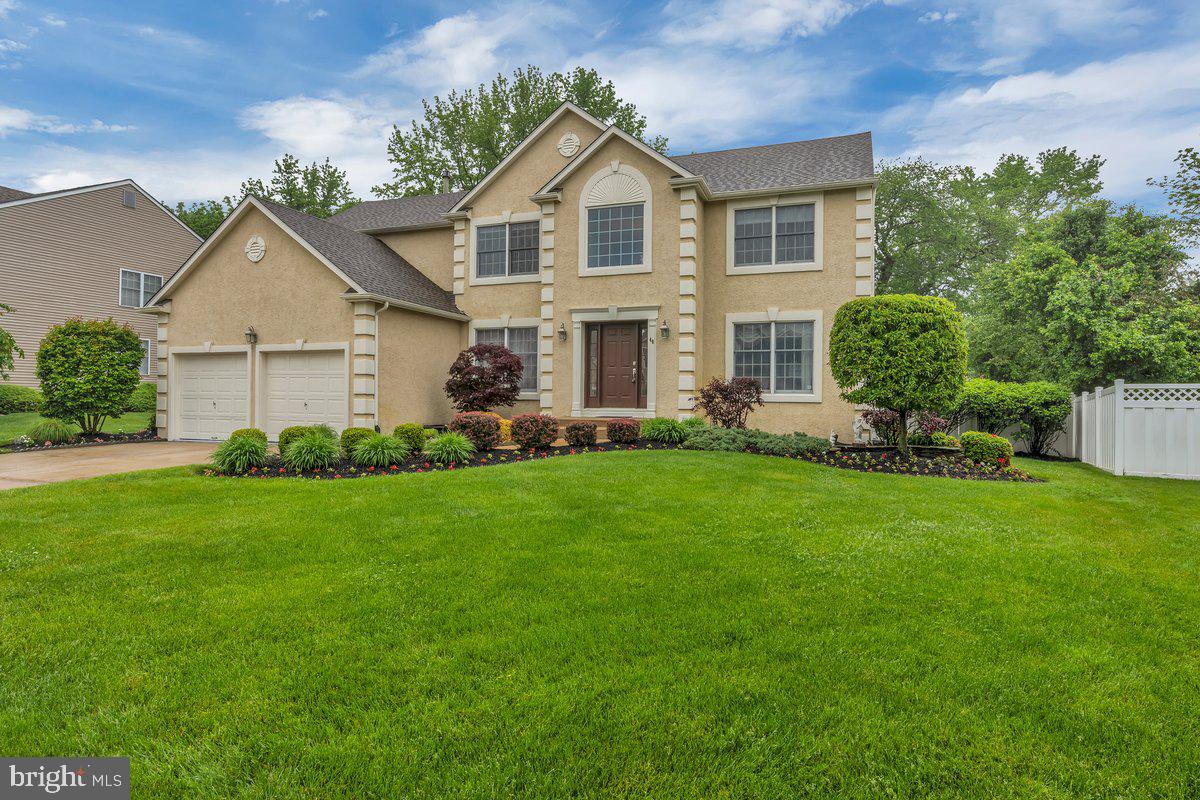 40 COUNTRY SQUIRE LANE
