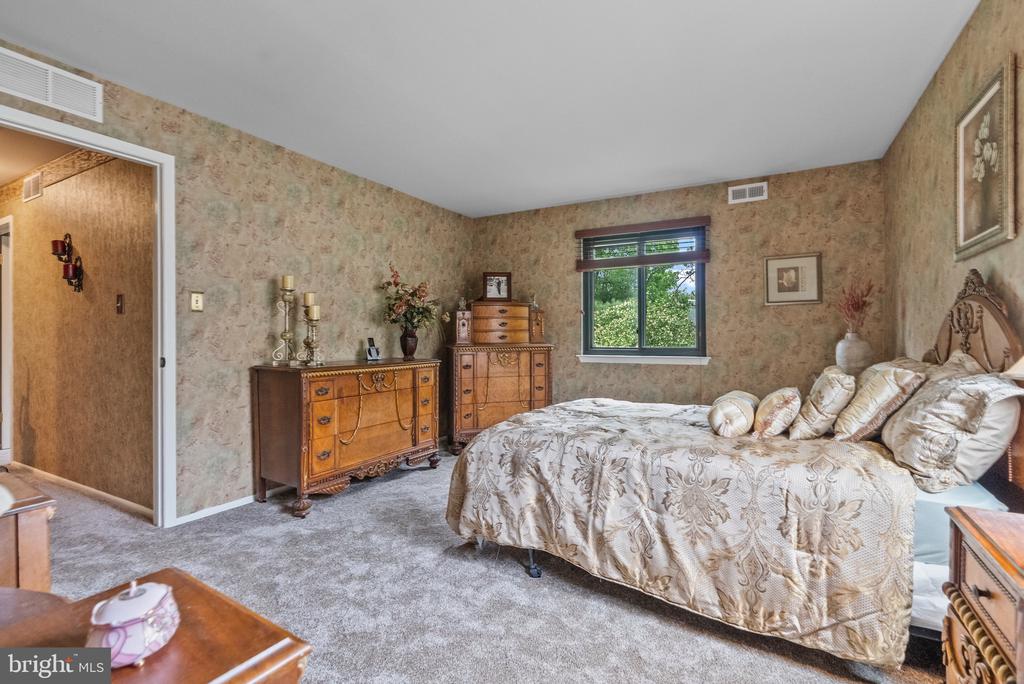 1006 Lindsey Ct