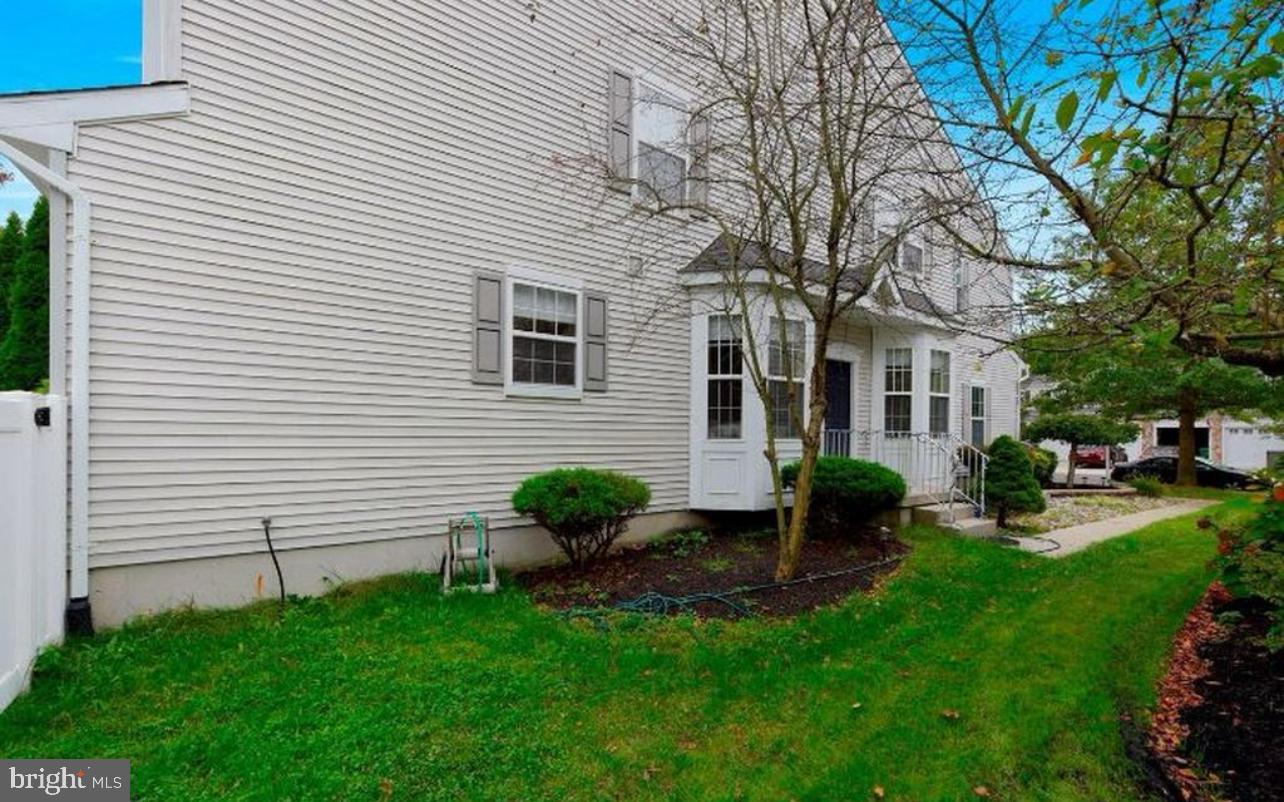 30 CARTER LANE