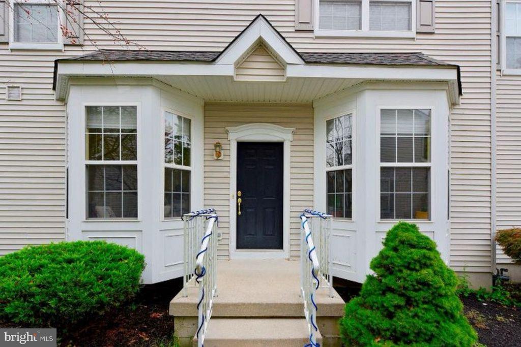 30 CARTER LANE