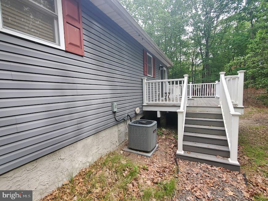 10 STEVENS LANE