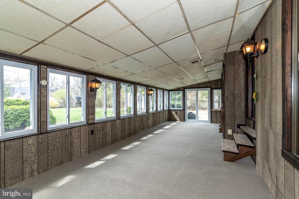 520 POWELL RD