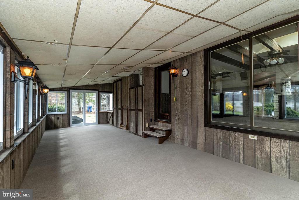 520 POWELL RD