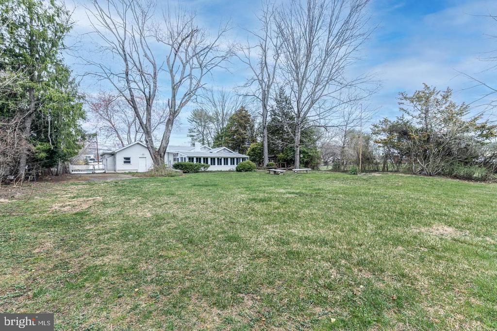 520 POWELL RD
