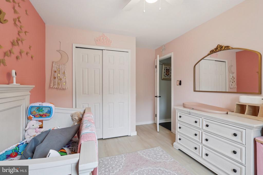 23 Marsham Dr