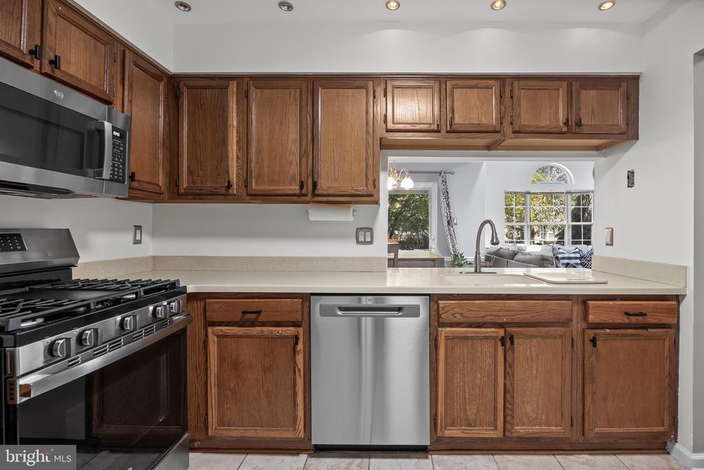 15 Knighton Ln