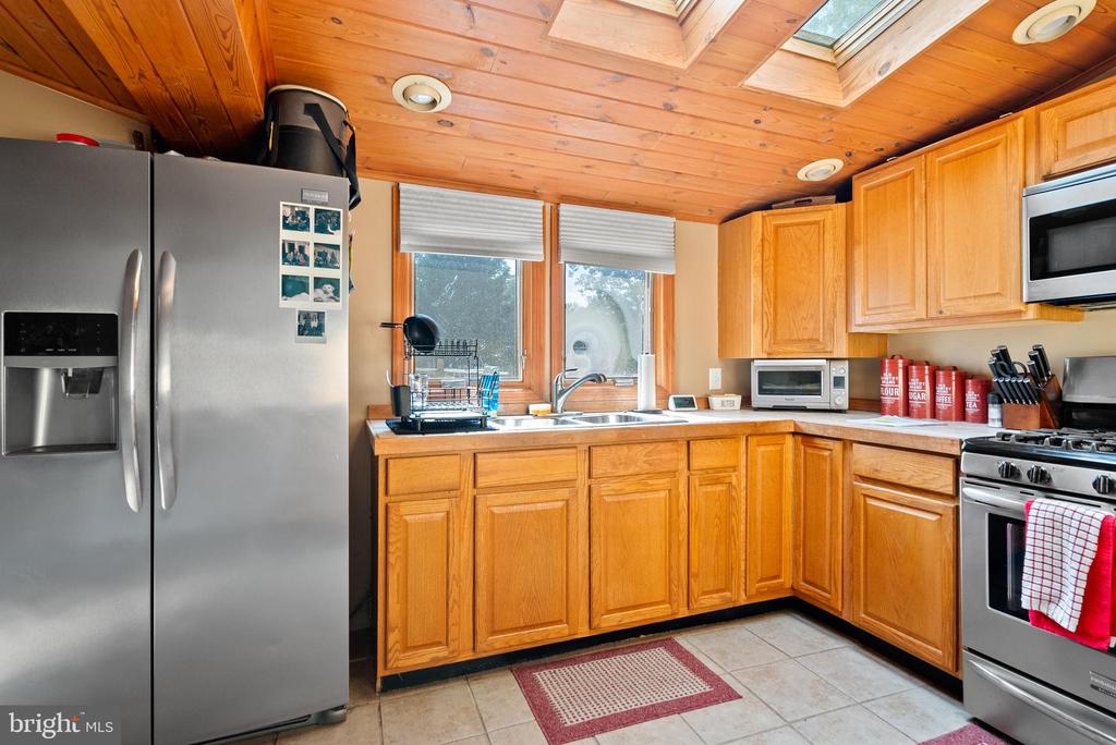 2409 Route 206