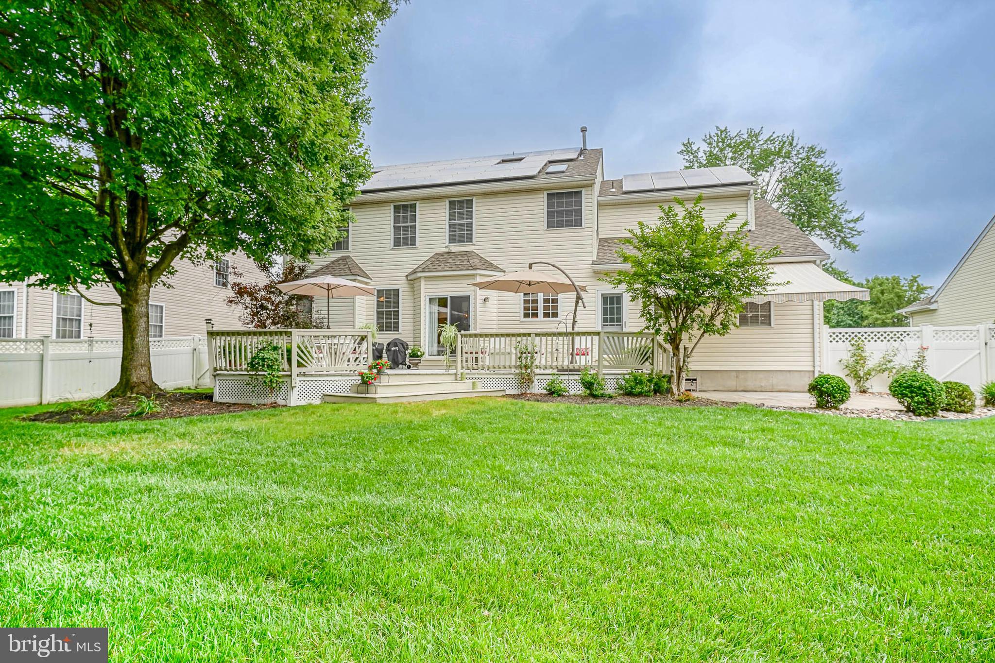 14 THORNHILL DRIVE