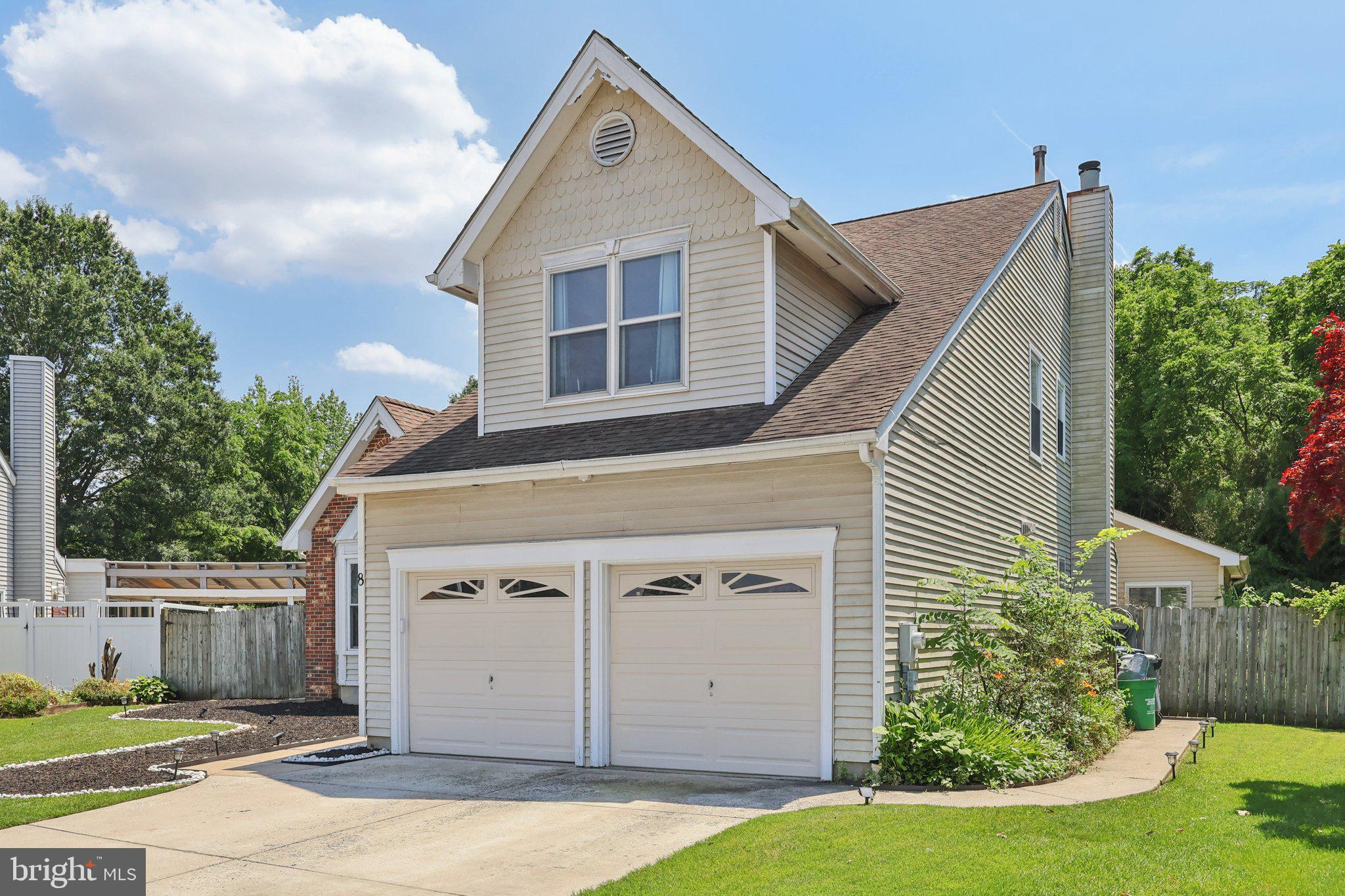 8 Conover Ct