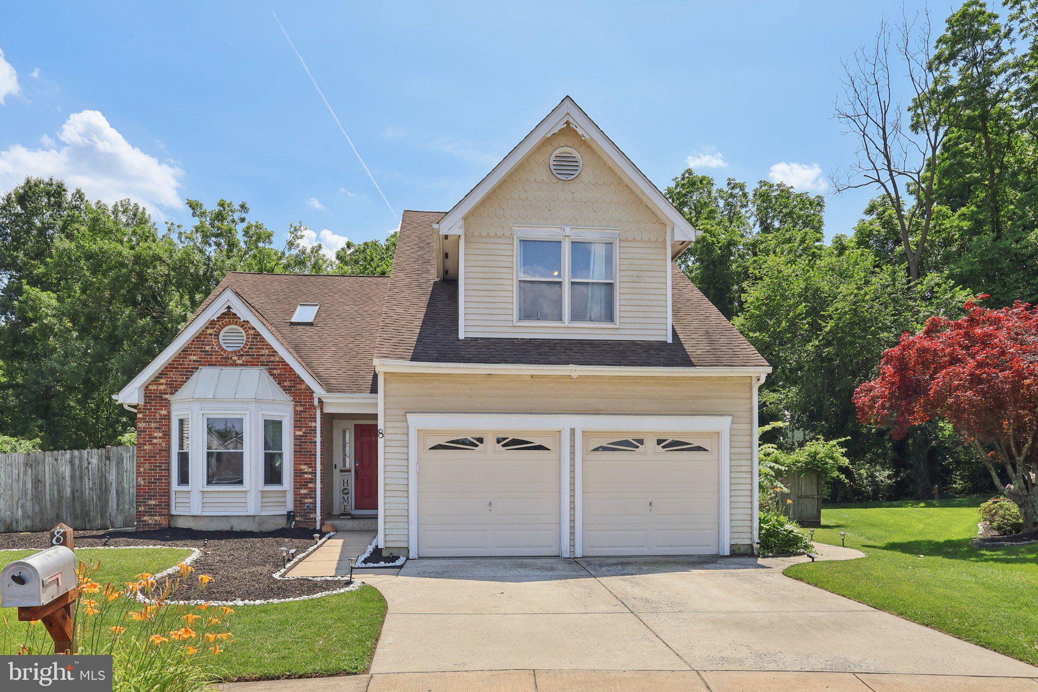 8 Conover Ct