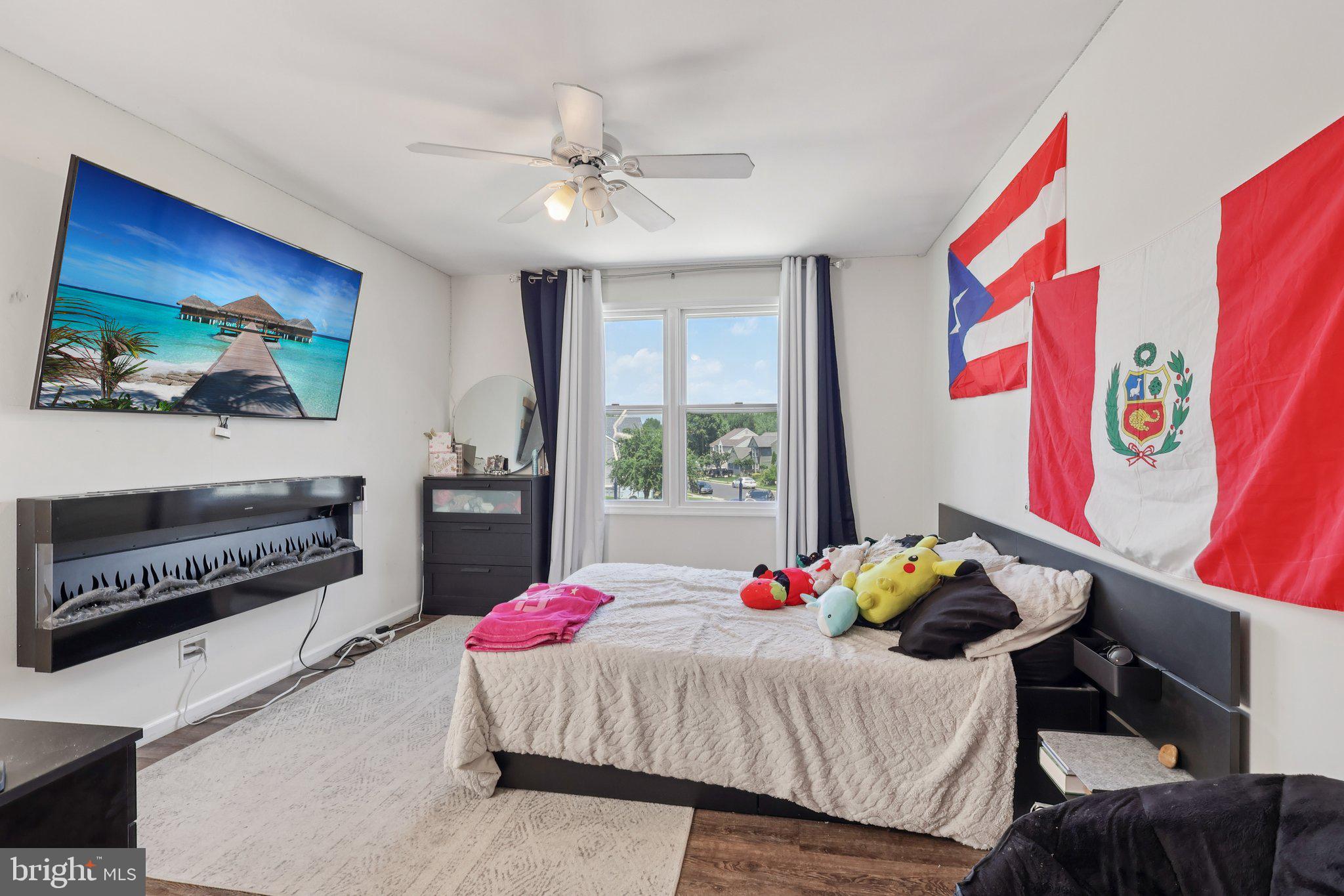 8 Conover Ct