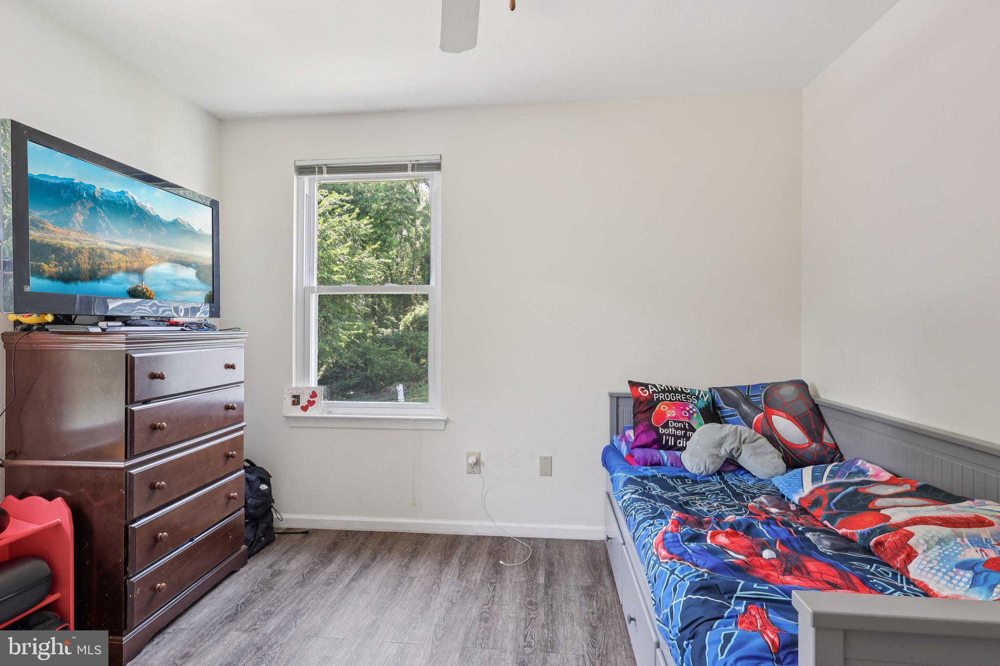 8 Conover Ct