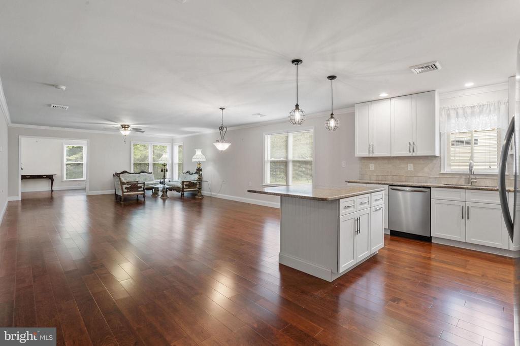 107 BUCKINGHAM DRIVE