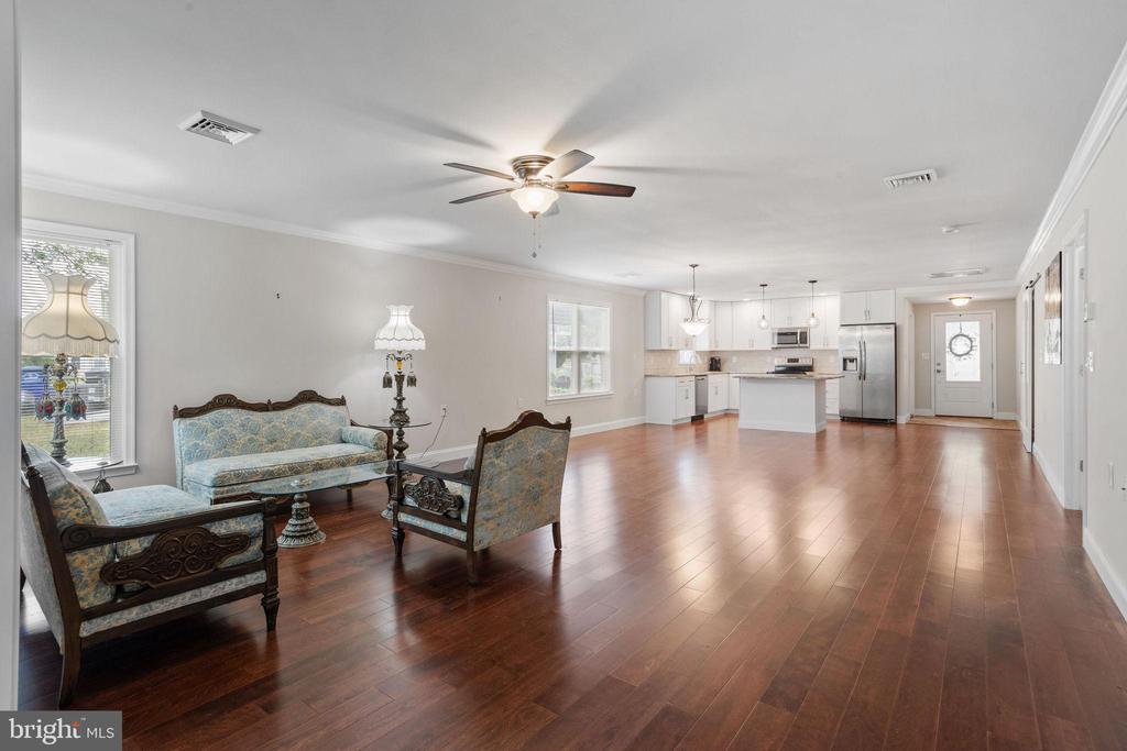 107 BUCKINGHAM DRIVE