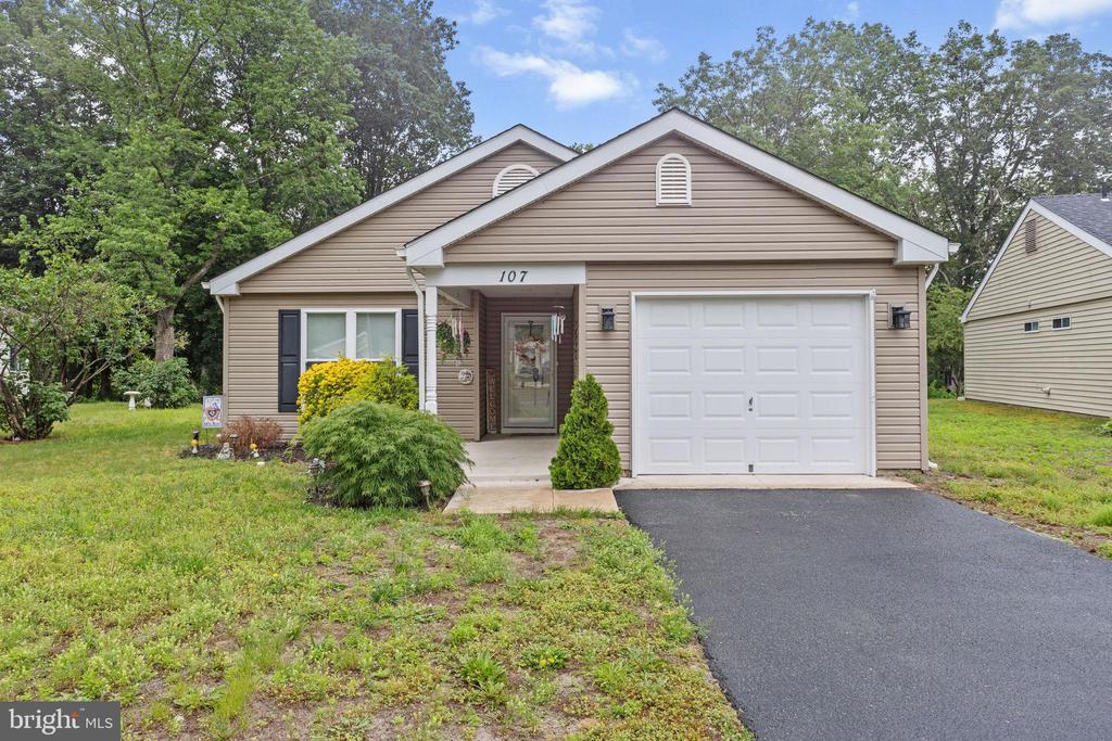 107 BUCKINGHAM DRIVE