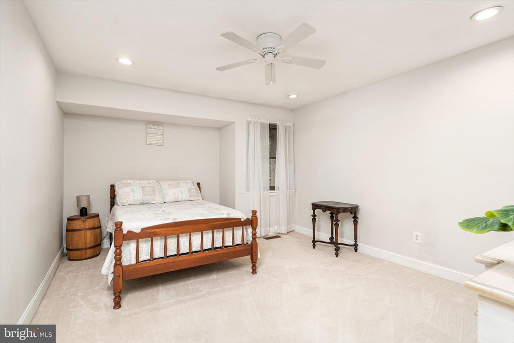 13 TULIP COURT