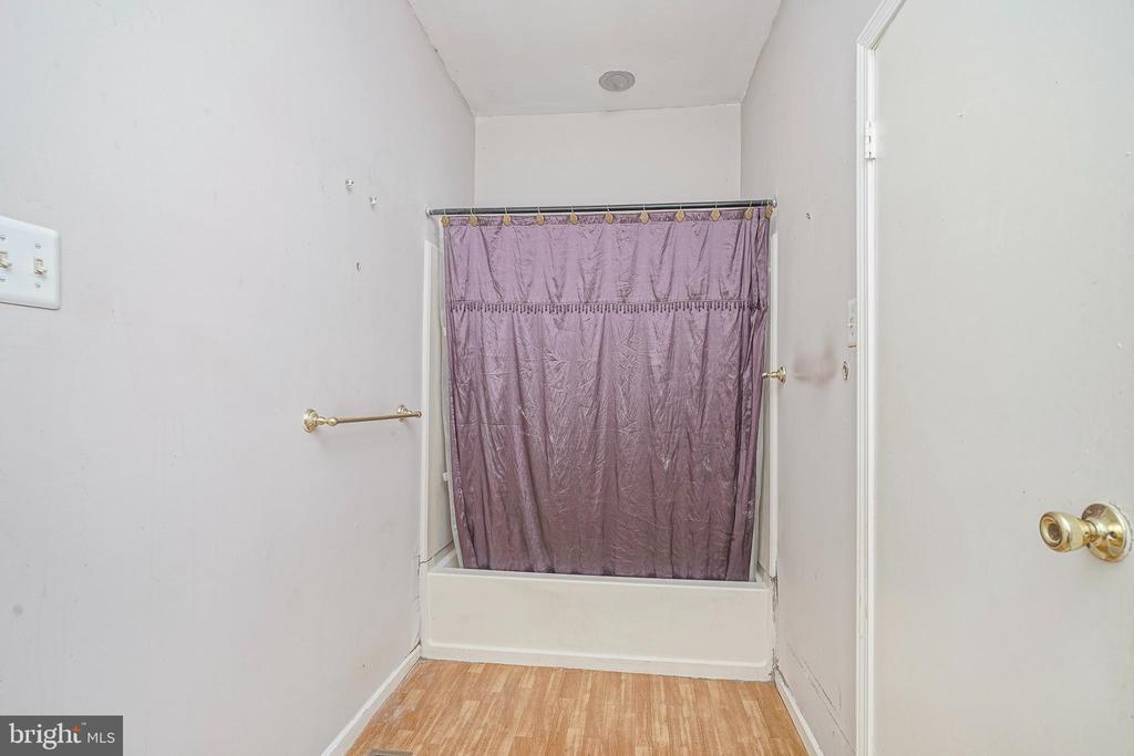 4 PROVINCETOWN DRIVE