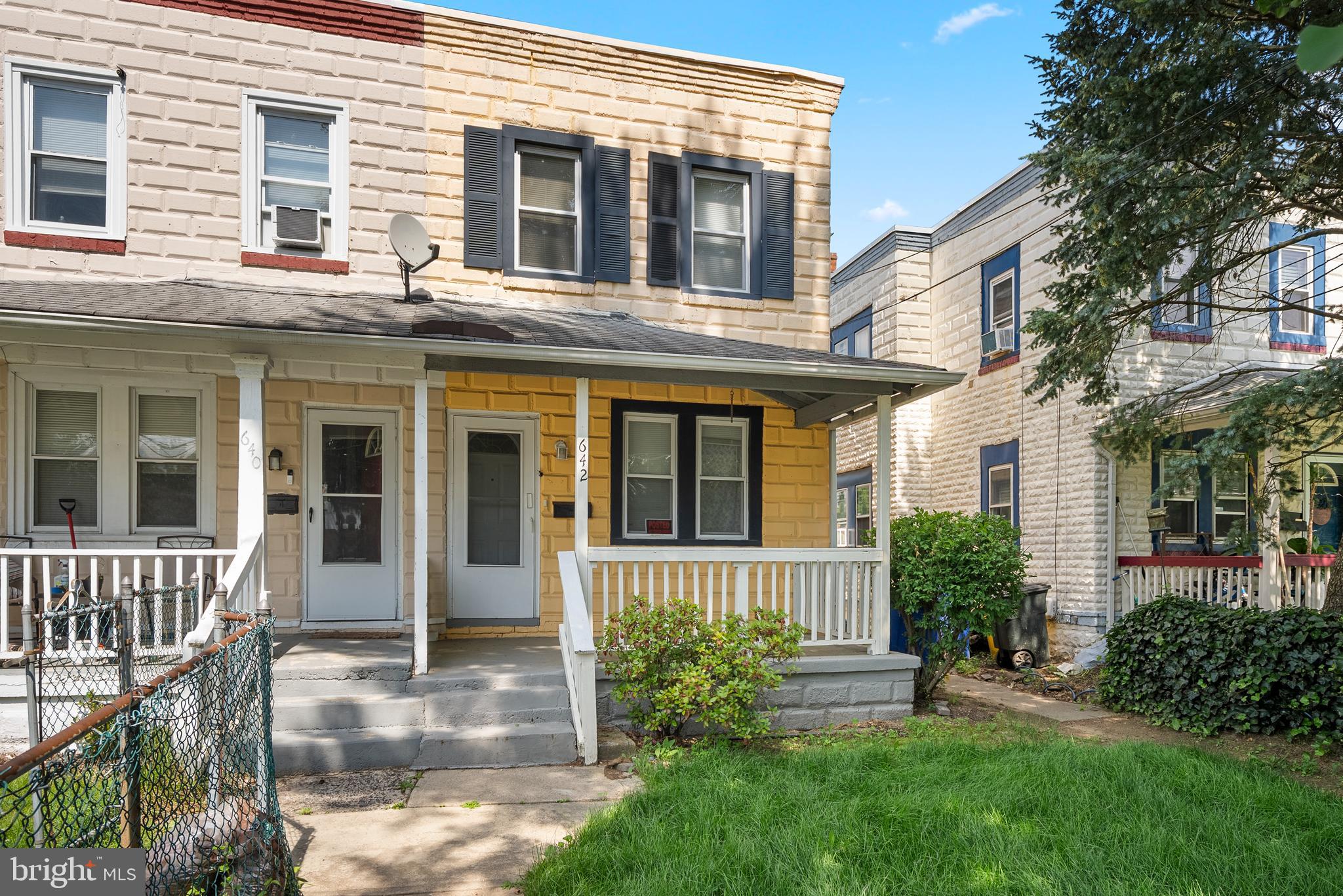 642 MANOR RD