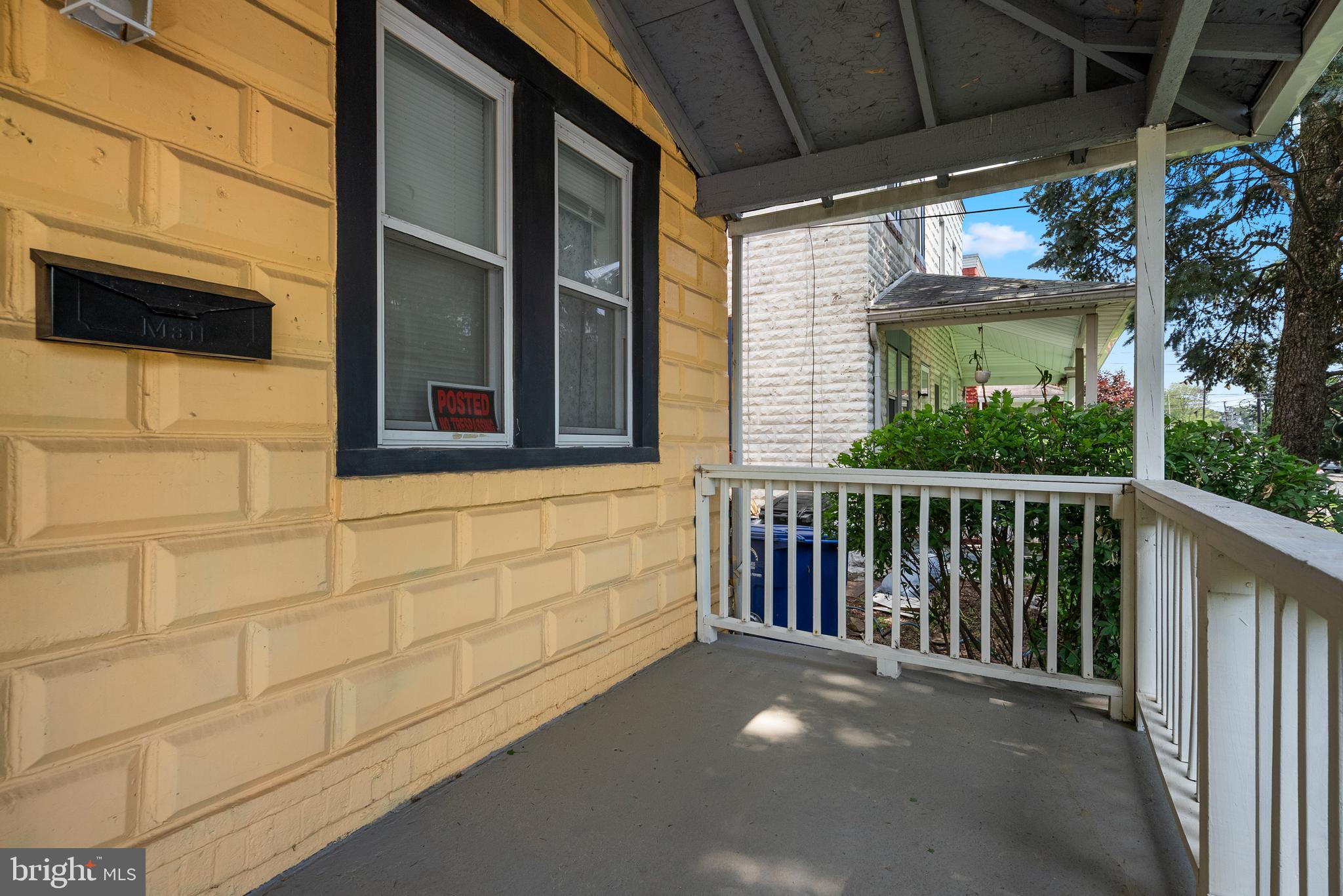642 MANOR RD
