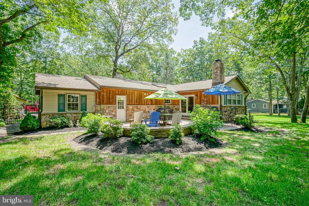 1384 STOKES ROAD