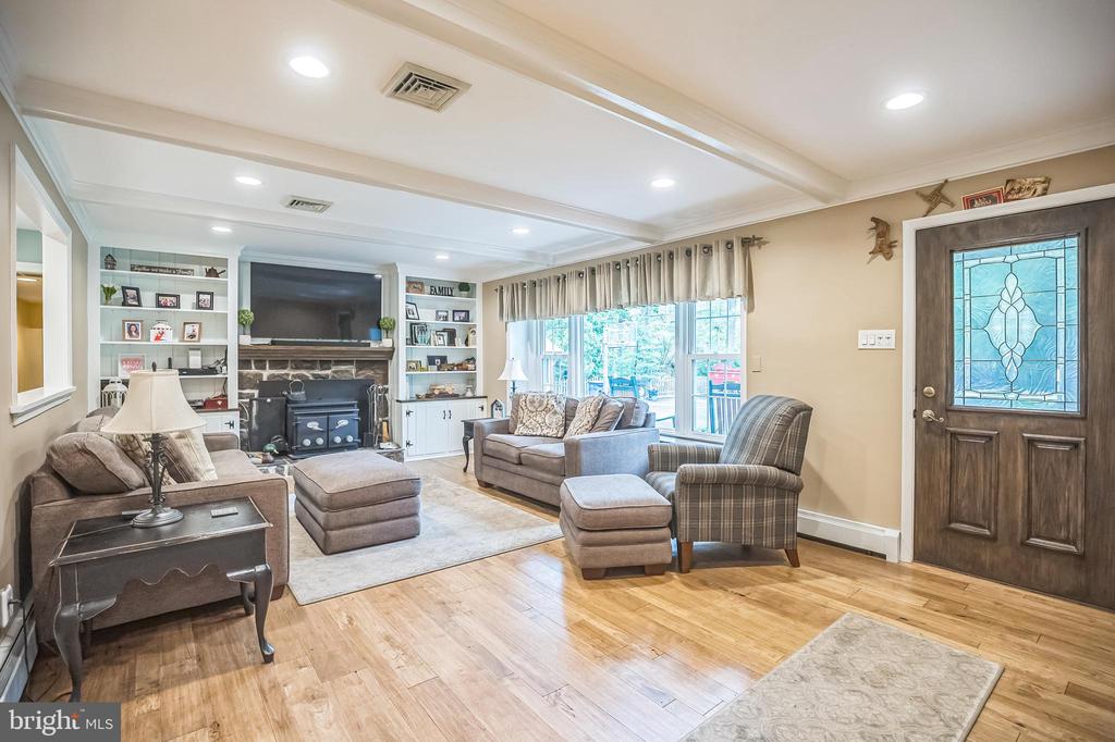 1384 STOKES ROAD