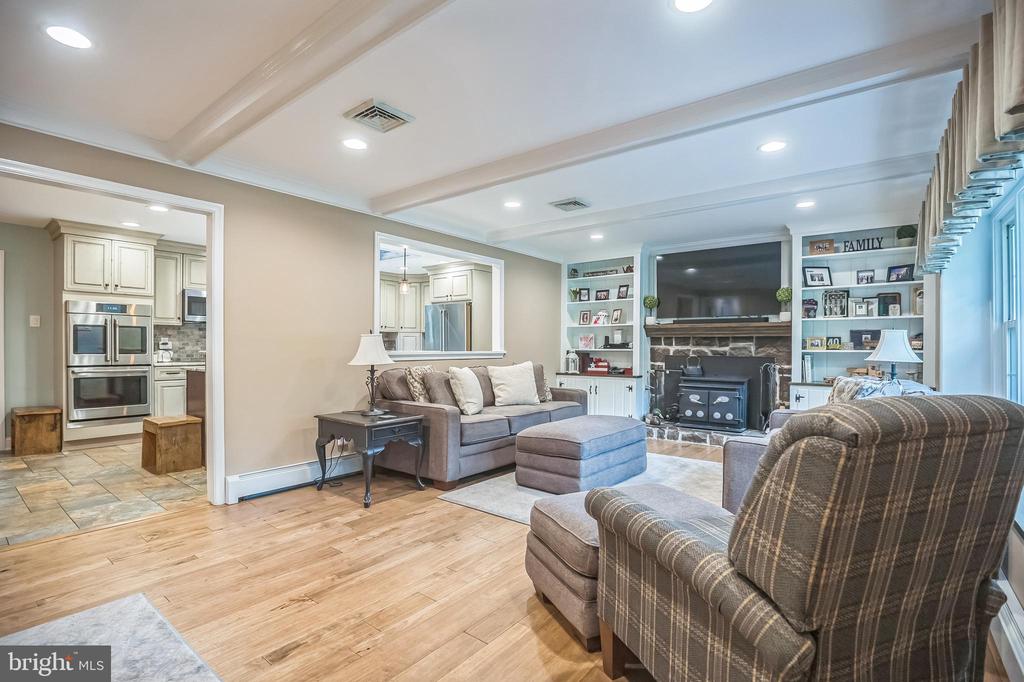 1384 STOKES ROAD